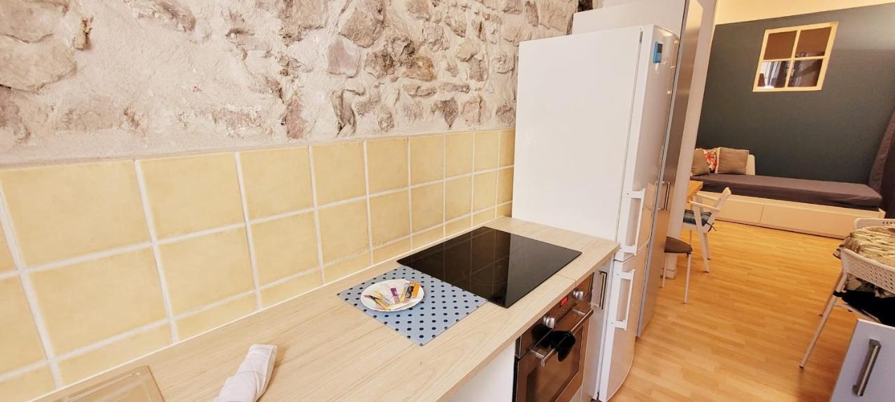 Charming Cosy Apt Near The Rhone Avignon Exterior photo